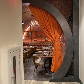 Song Lan Restaurant - the entrance to the dining room - Sushi Bars Near Me - Dublin, Ohio Song Lan Restaurant - the entrance to the dining room - Sushi Bars Near Me - Dublin, Ohio