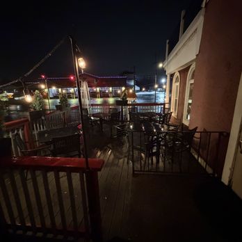 Cafe Calabria II - Outdoor patio - Italian Near Me - Albany, New York