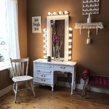 Blown Away Hair Studio - Hiring for Stylist! NM license, booth rent. #210-819-8469 - Hair Salons Near Me - Clovis, New Mexico Blown Away Hair Studio - Hiring for Stylist! NM license, booth rent. #210-819-8469 - Hair Salons Near Me - Clovis, New Mexico