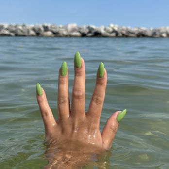 DaMie Nails & Spa - Nail Salons Near Me - Jacksonville, Florida