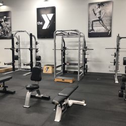 Bill Bartley Branch Family YMCA - Free weights