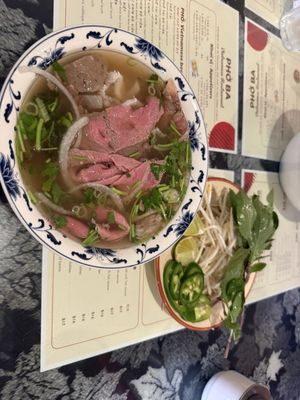 Phở Ba by null