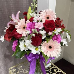 1st Moment Flowers - Floral Arrangement