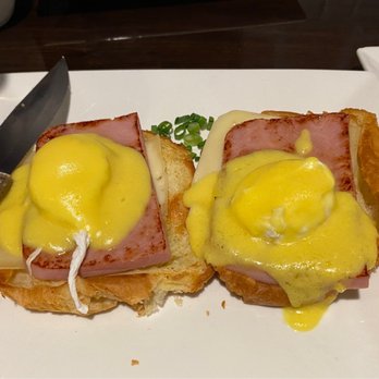 Eddie's Diner - Oh La La Bennie on croissant (larger than I thought) - Breakfast & Brunch Near Me - Plano, Texas