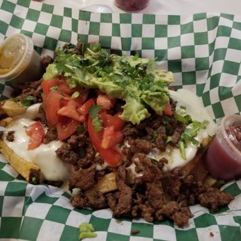 Keg and Brew Craft House - They have a $6 Food truck and the loaded fries tasted homemade and like love. Delicious. - Beer Bar Near Me - El Paso, Texas