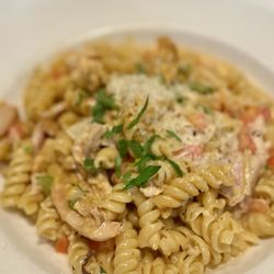 Doolittles Woodfire Grill - Cajun Chicken Pasta