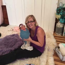 Jessica Popovich Photography - Behind the scenes of a photo shoot with the most beautiful little girl.