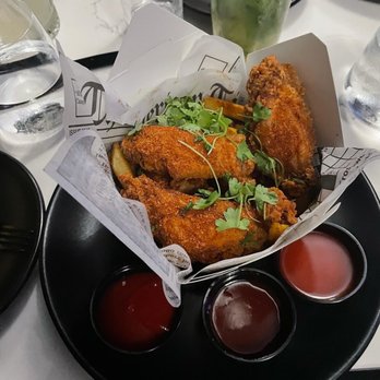 BLK SWAN - Chicken box - New American Near Me - Baltimore, Maryland