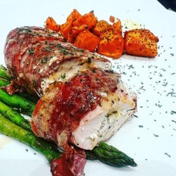 Crafted Kravings - #food #catering #chef #book #me Mattymcfleen@gmail.com 4424001653 #events #party