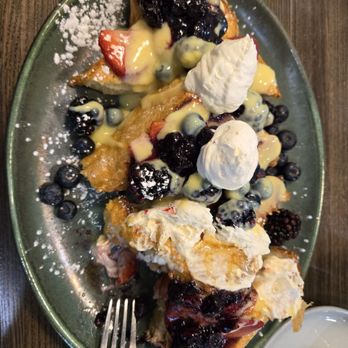 Brunch Berry - Brioche Berry French Toast. - Coffee & Tea Near Me - New Berlin, Wisconsin