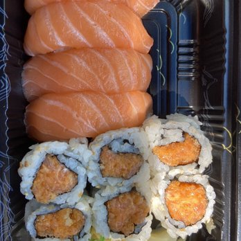 Momo Sushi - Salmon Sushi Lunch - Japanese Near Me - Milford, Connecticut Momo Sushi - Salmon Sushi Lunch - Japanese Near Me - Milford, Connecticut
