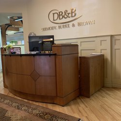 Dermody Burke & Brown, CPAs - Front desk reception and waiting area