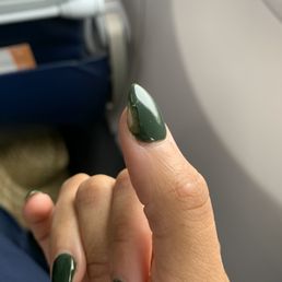 Thumb nail a day after getting the nails done.