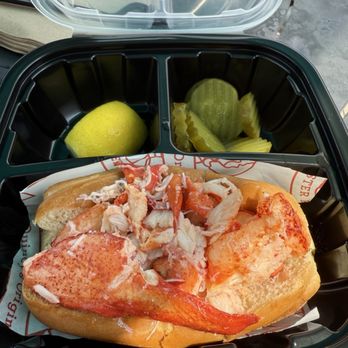 Quincy's Original Lobster Rolls - CT Hot Lobster Roll (Jumbo Sized). Came with Cape Cod Potato Chips. - American Near Me - Sarasota, Florida Quincy's Original Lobster Rolls - CT Hot Lobster Roll (Jumbo Sized). Came with Cape Cod Potato Chips. - American Near Me - Sarasota, Florida