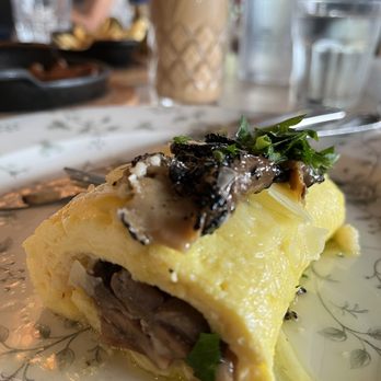 Little Hen - Breakfast & Brunch Near Me - Weston, Florida