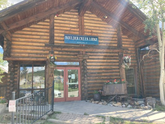 Boulder Creek Lodge by null