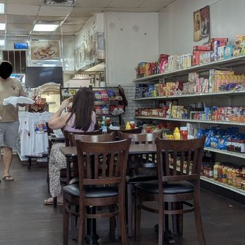 Sandy's Bakery & Deli - Bakeries Near Me - Chicago, Illinois