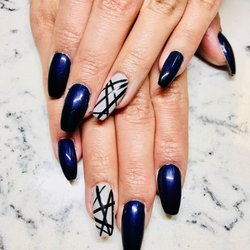 BeU Nails + Beauty
