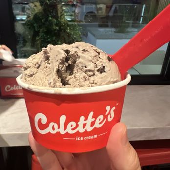 Colette’s Ice Cream - Cookies n cream - Coffee & Tea Near Me - Pacific Grove, California
