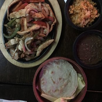 Padrino's Draft House & Grille - Chicken Fajitas with hand-made tortillas, and beans, and rice. Yum! - Sports Bars Near Me - Lawndale, California