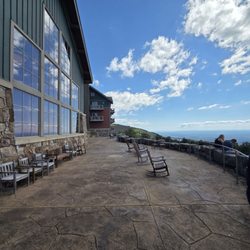 The Lodge at Mount Magazine - Outside the dinning area