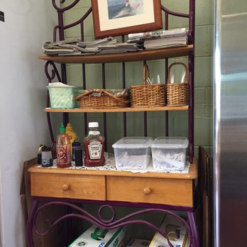 North Shore Grinds - Condiment and utensil station - Hawaiian Near Me - Honolulu, Hawaii