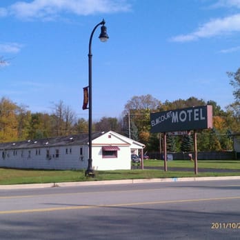 Elmcourt Motel - Hotels Near Me - Port Huron, Michigan Elmcourt Motel - Hotels Near Me - Port Huron, Michigan