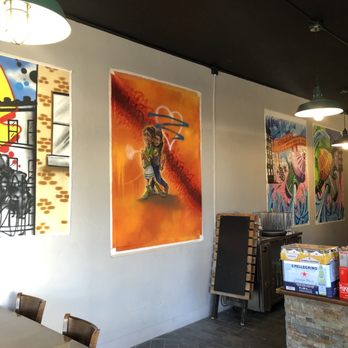 Luccas Pizza - Inside - Pizza Near Me - Sacramento, California Luccas Pizza - Inside - Pizza Near Me - Sacramento, California
