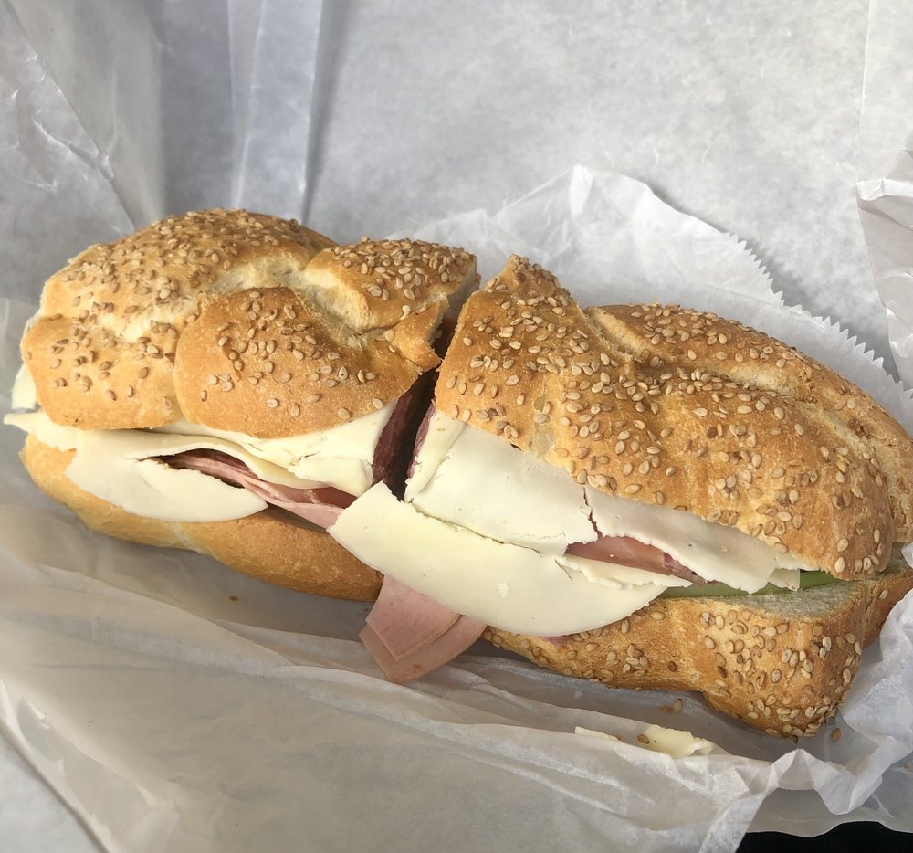 LUNCH BOX DELI Updated October 2024 56 Photos & 111 Reviews 859