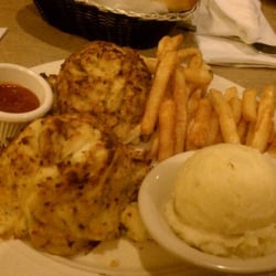 Crabcake platter