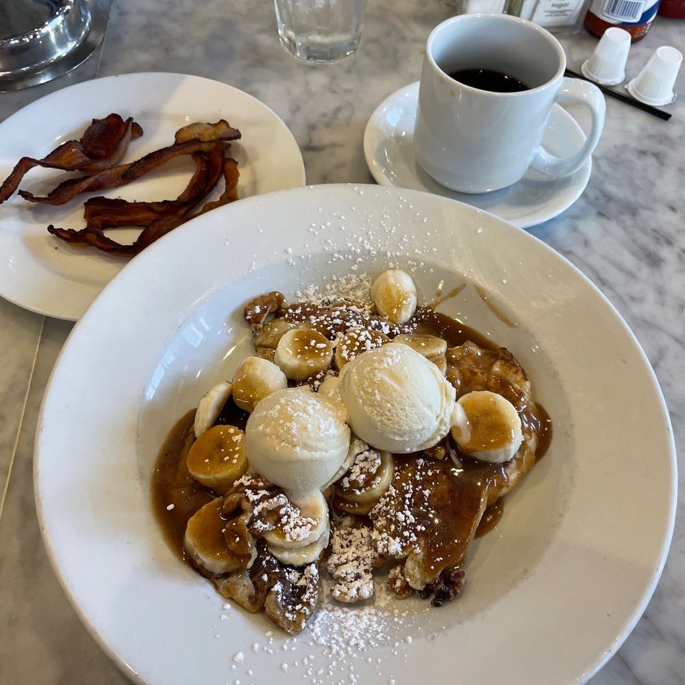 Stanley - Bananas foster French toast - Breakfast & Brunch Near Me - New Orleans, Louisiana Stanley - Bananas foster French toast - Breakfast & Brunch Near Me - New Orleans, Louisiana