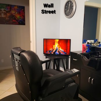 Wall Street Barbershop - Private Barber. Interior. - Barbers Near Me - Delray Beach, Florida Wall Street Barbershop - Private Barber. Interior. - Barbers Near Me - Delray Beach, Florida