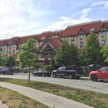 Prestige Harbourfront Resort - Front of hotel~ - Hotels Near Me - Salmon Arm, British Columbia Prestige Harbourfront Resort - Front of hotel~ - Hotels Near Me - Salmon Arm, British Columbia