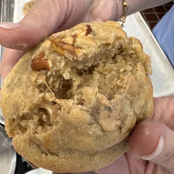 Your Happy Place - This cookie was Pretzel Caramel. The little bit of salty was perfection!! - Bakeries Near Me - Kissimmee, Florida Your Happy Place - This cookie was Pretzel Caramel. The little bit of salty was perfection!! - Bakeries Near Me - Kissimmee, Florida
