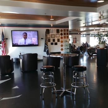Seacoast Harley-Davidson - Lounge area, popcorn and TV w keep the kids busy. - Motorcycle Dealers Near Me - North Hampton, New Hampshire Seacoast Harley-Davidson - Lounge area, popcorn and TV w keep the kids busy. - Motorcycle Dealers Near Me - North Hampton, New Hampshire