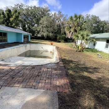 Go Junk Removal - Cleaning around pool - Junk Removal & Hauling Near Me Go Junk Removal - Cleaning around pool - Junk Removal & Hauling Near Me