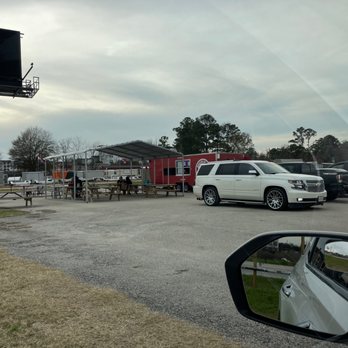Boiler Room Crawfish - a view of a parking lot - Seafood Near Me - Montgomery, Texas
