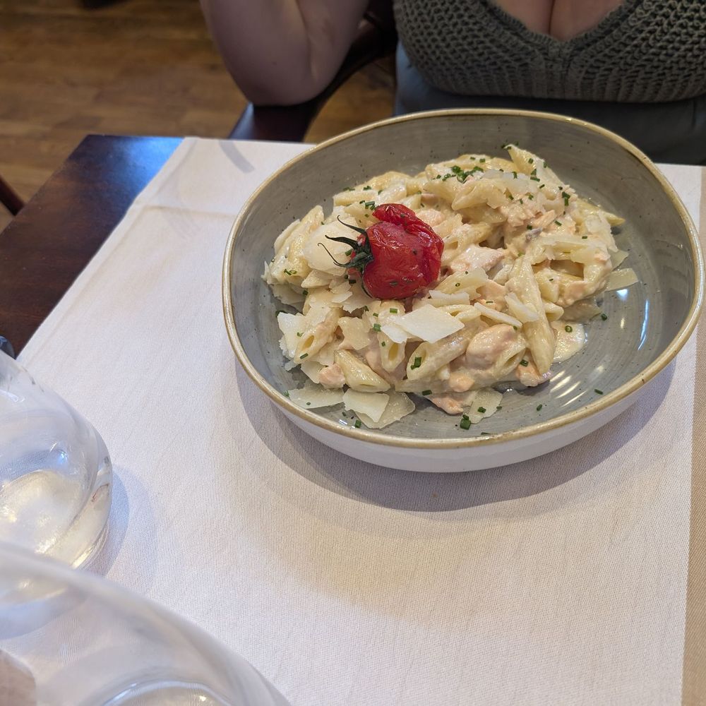The Steakhouse - Penne au saumon - Steakhouses Near Me - Chessy, 77 The Steakhouse - Penne au saumon - Steakhouses Near Me - Chessy, 77