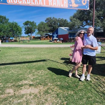 Rockberry Ranch - Entrance to Rockberry Farm. - Pick Your Own Farms Near Me - Poteet, Texas