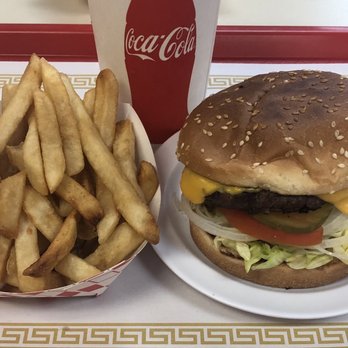 Classic Burger - Meal combo $10.99 - Burgers Near Me - San Lorenzo, California Classic Burger - Meal combo $10.99 - Burgers Near Me - San Lorenzo, California