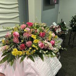 Just Judy's Flowers Local Art & Gifts