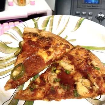 Pizza Guys - Right: Chicken, green onion, spicy bbq drizzle. didn't finish half of one of the pizzas so leftovers made it to lunch next day. - Food Delivery Services Near Me - Tustin, California Pizza Guys - Right: Chicken, green onion, spicy bbq drizzle. didn't finish half of one of the pizzas so leftovers made it to lunch next day. - Food Delivery Services Near Me - Tustin, California