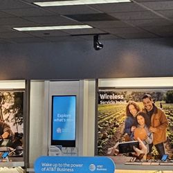 AT&T Store - All the advertisement is geared towards Spanish people in COMPTON