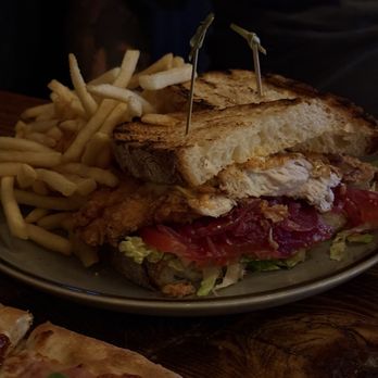 The Lowery Bar & Kitchen - Buttermilk Fried Chicken Sandwich - New American Near Me - Sunnyside, New York The Lowery Bar & Kitchen - Buttermilk Fried Chicken Sandwich - New American Near Me - Sunnyside, New York