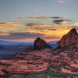 Hillside Harmony - A beautiful Sedona Sunset