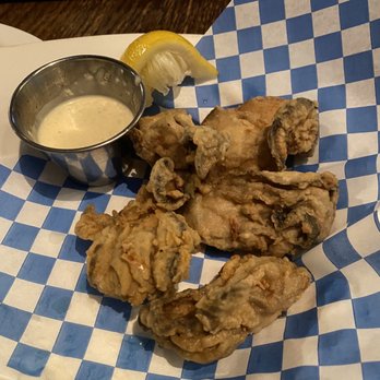 Taylor Shellfish Oyster Bar - Fried Oysters - Seafood Near Me - Seattle, Washington