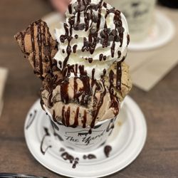 The Yard Milkshake Bar - Brookie Batter specialty bowl