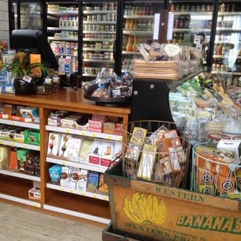 Howden Market - Lots of snacks, lunch food and staples for making meals at Howden Market - Grocery Near Me - Oakland, California Howden Market - Lots of snacks, lunch food and staples for making meals at Howden Market - Grocery Near Me - Oakland, California