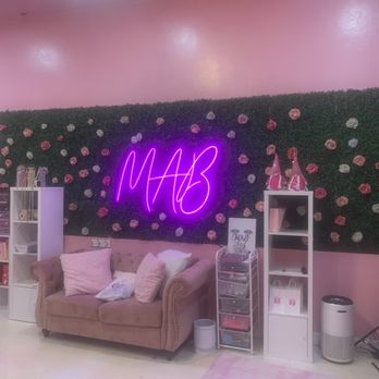 MAB Beauty Bar - Eyelash Service Near Me - Oceanside, California