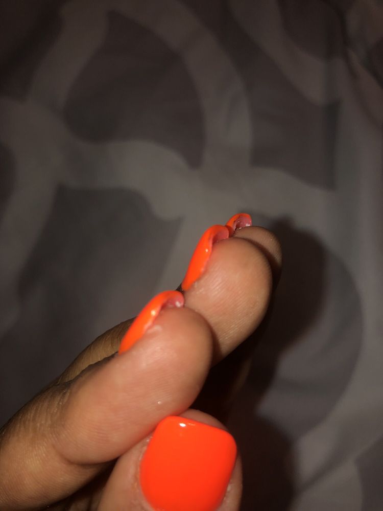 Tulips Nail Logo